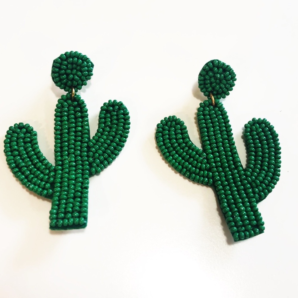 🌵 Beaded Cactus Statement Earring